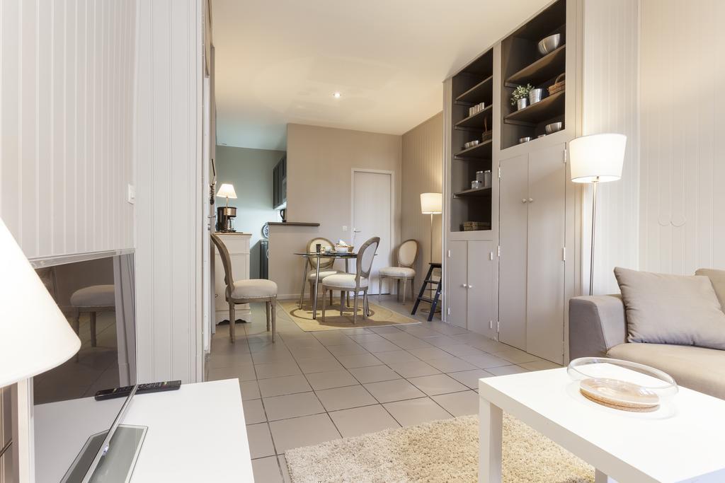 Charmants Appartements Centre Ville Μονπελιέ Δωμάτιο φωτογραφία